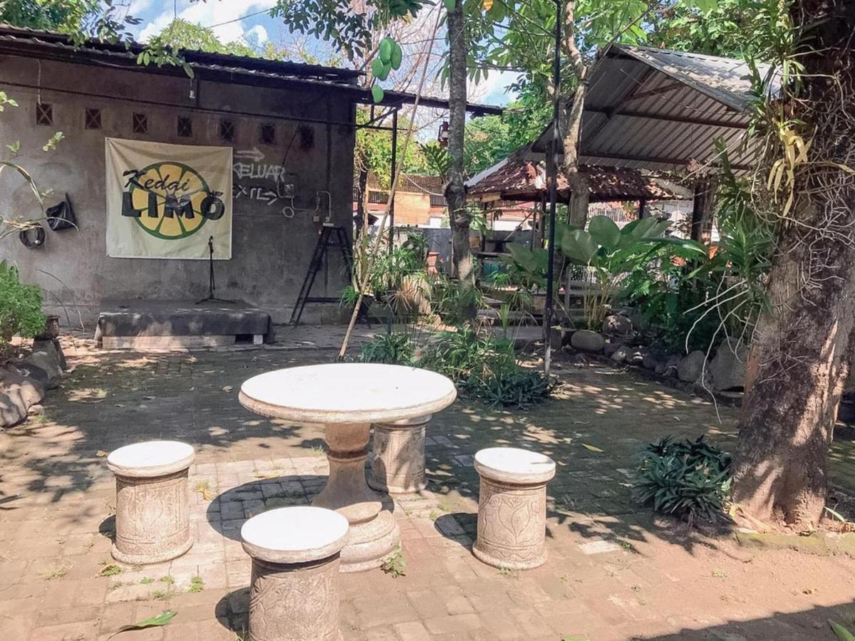 Oka Homestay Mitra Reddoorz Ματαράμ Εξωτερικό φωτογραφία